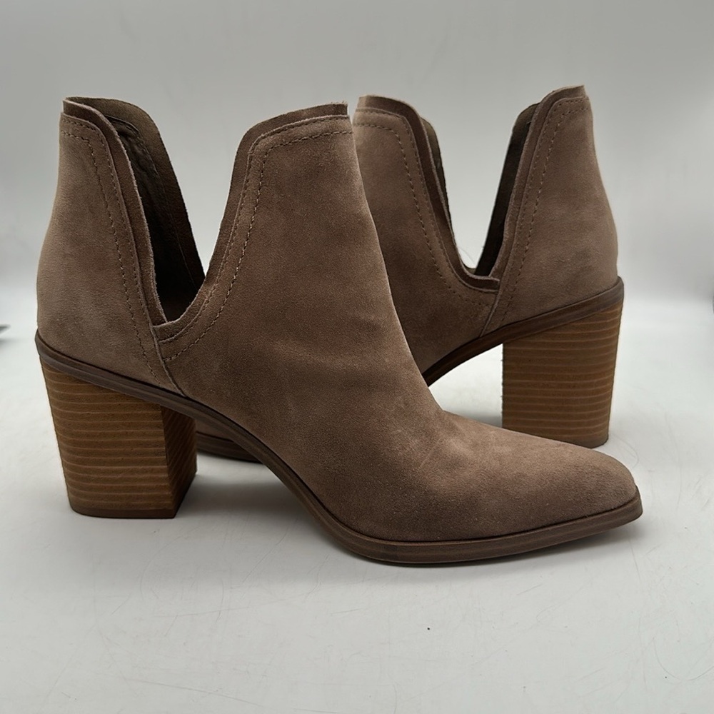 Steve Madden Booties Size 9 - image 1